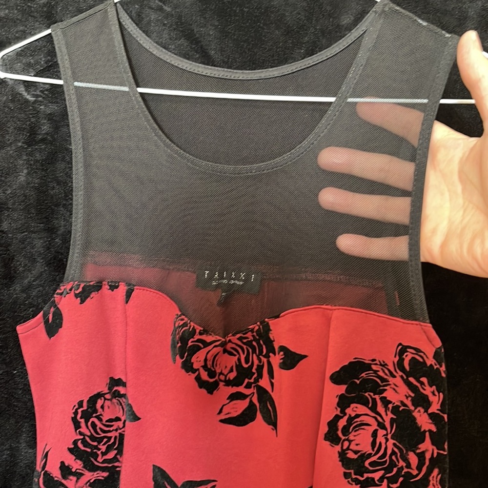 Mini dresses 👗 - Picture 4 of 8